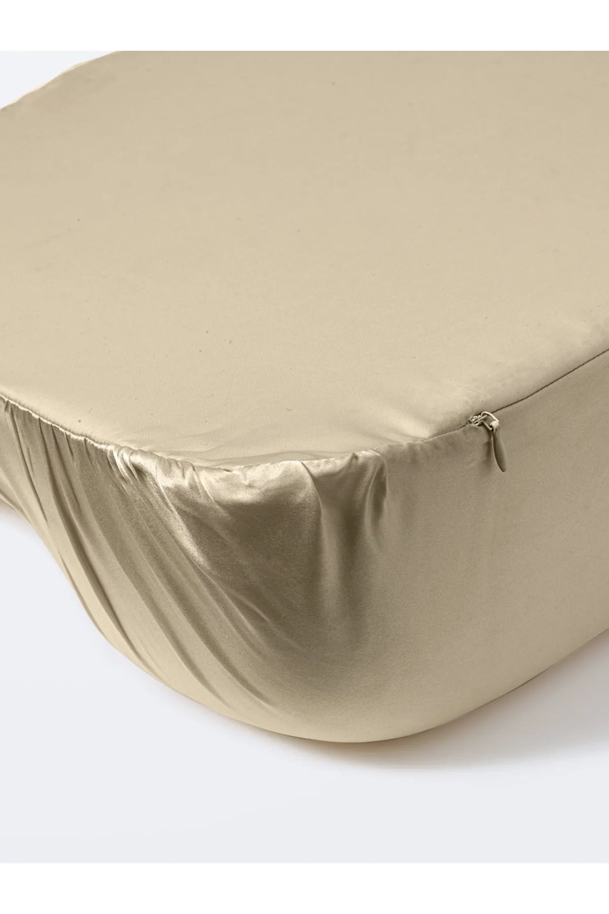 Beauty Pillow™ with 100% Silk Pillowcase on