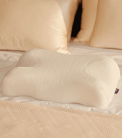 Beauty Pillow™ mit Skin+ Kopfkissenbezug auf