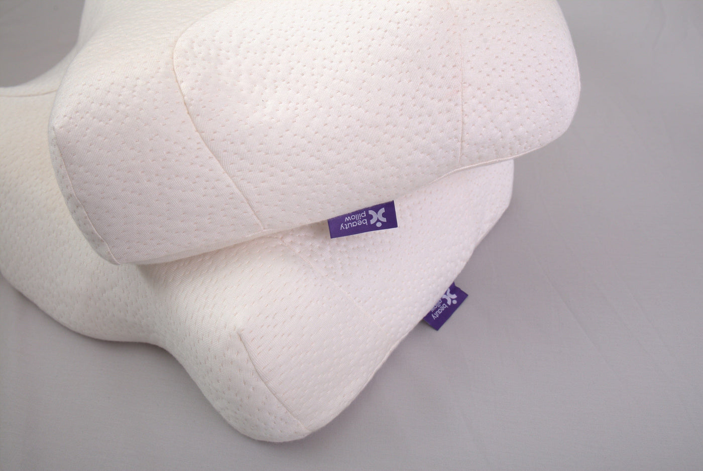 2 Beauty Pillows + 2 fundas de almohada Skin+ extra